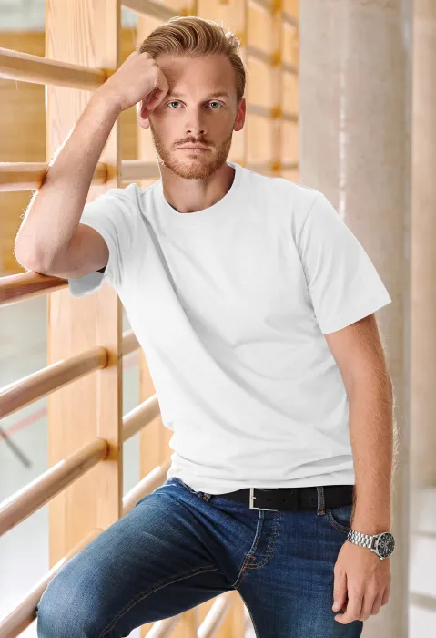 Sunkūs marškinėliai, balta