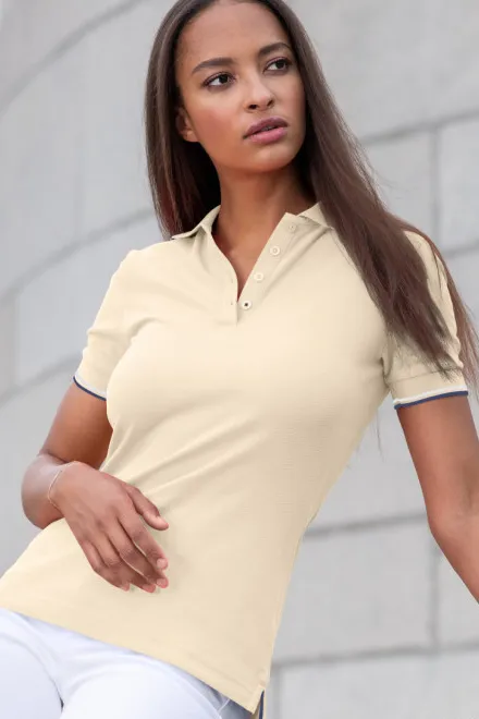 Moteriški klasikiniai polo marškinėliai, migdolų