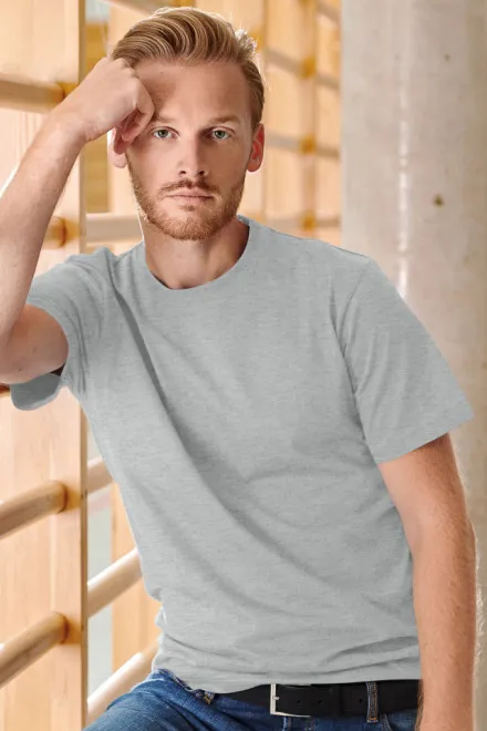 Sunkūs marškinėliai, šviesiai pilkas marmuras