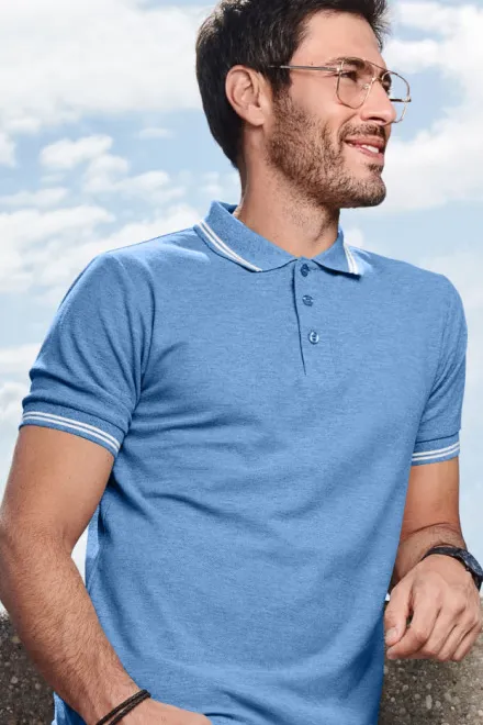 Vyriški kontrastiniai polo marškinėliai, mėlynas dangus